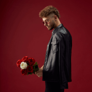 STATZZ EST DE RETOUR AVEC « DERNIÈRE FOIS »